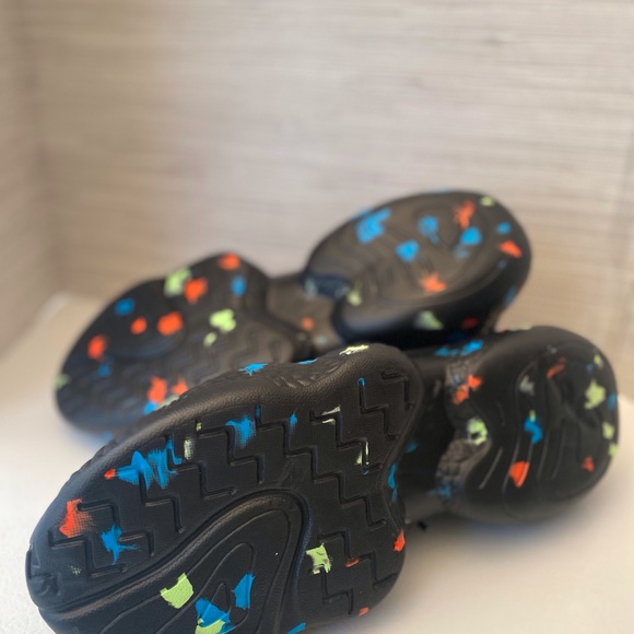 Men’s shoes - Picture 2 of 3